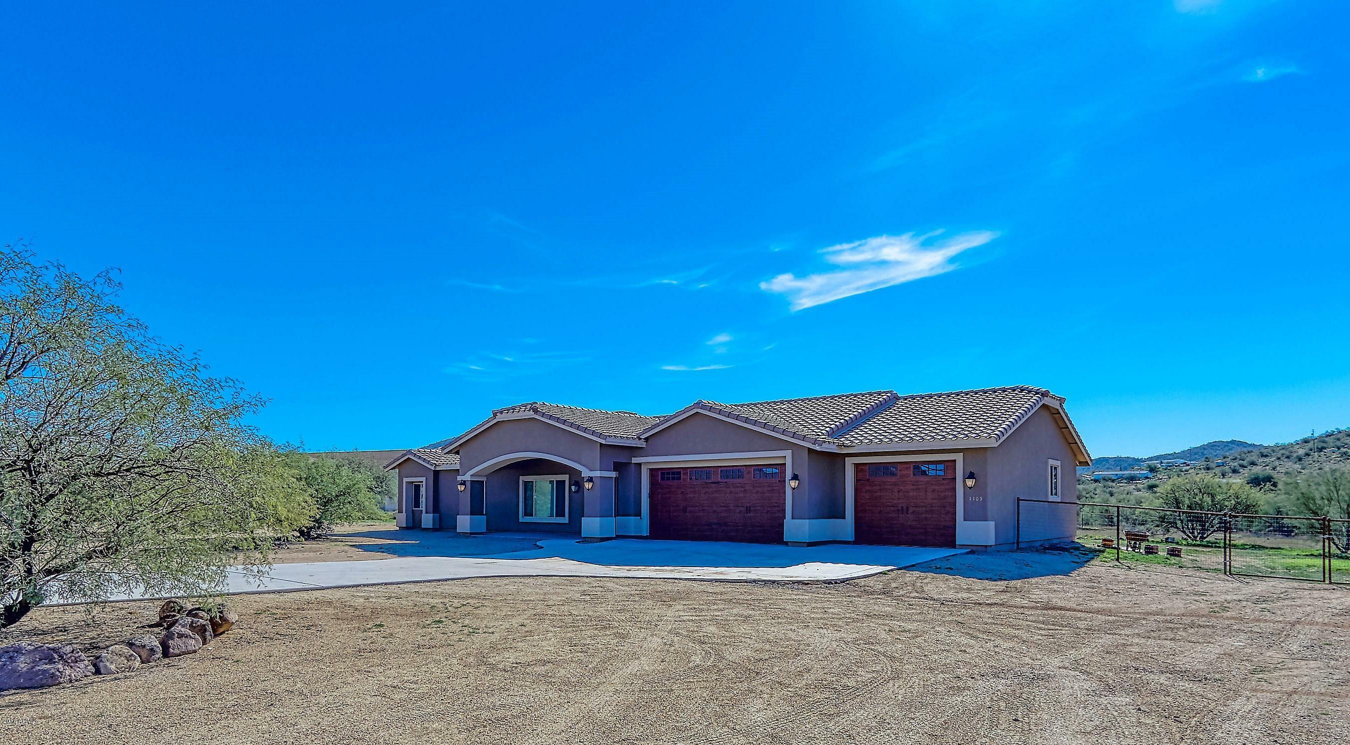 Property Photo:  1105 E Circle Mountain Road  AZ 85087 