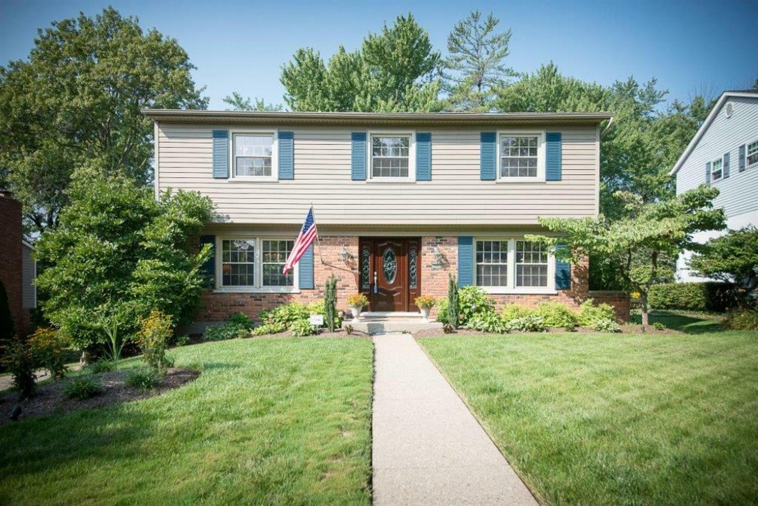 Property Photo: 2501 Wingham Drive OH 45238