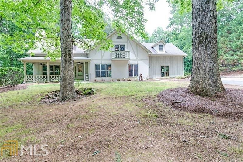 Property Photo:  2580 Bonnie Brae Rd  GA 30041 