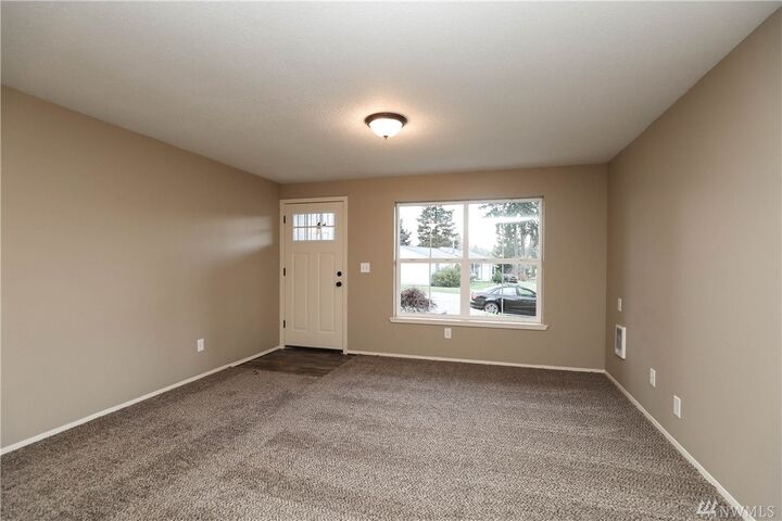 Property Photo: 326 Cedar Ct WA 98596