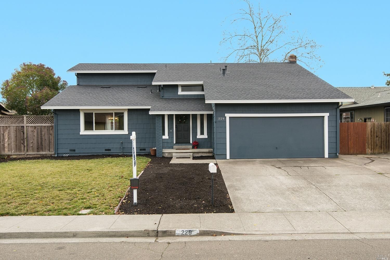 Property Photo:  229 Tahola Lane  CA 94954 