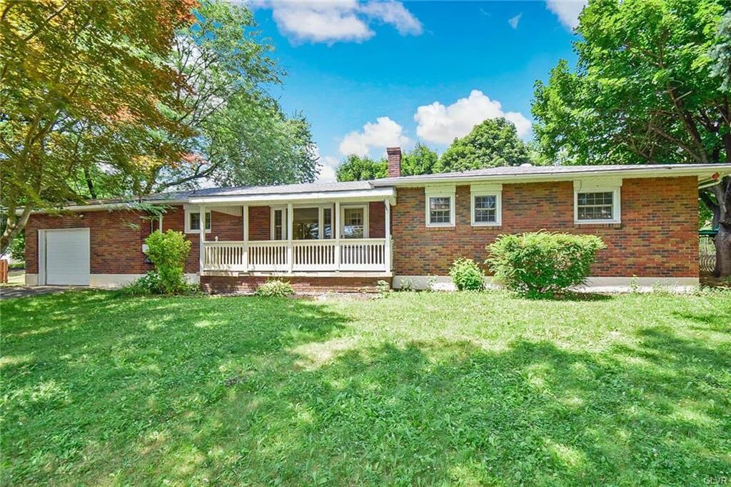 Property Photo:  1735 Lehigh Avenue  PA 18103 