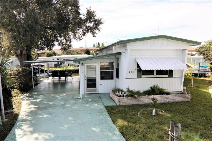 Property Photo:  178 Morning Star Road  FL 34285 