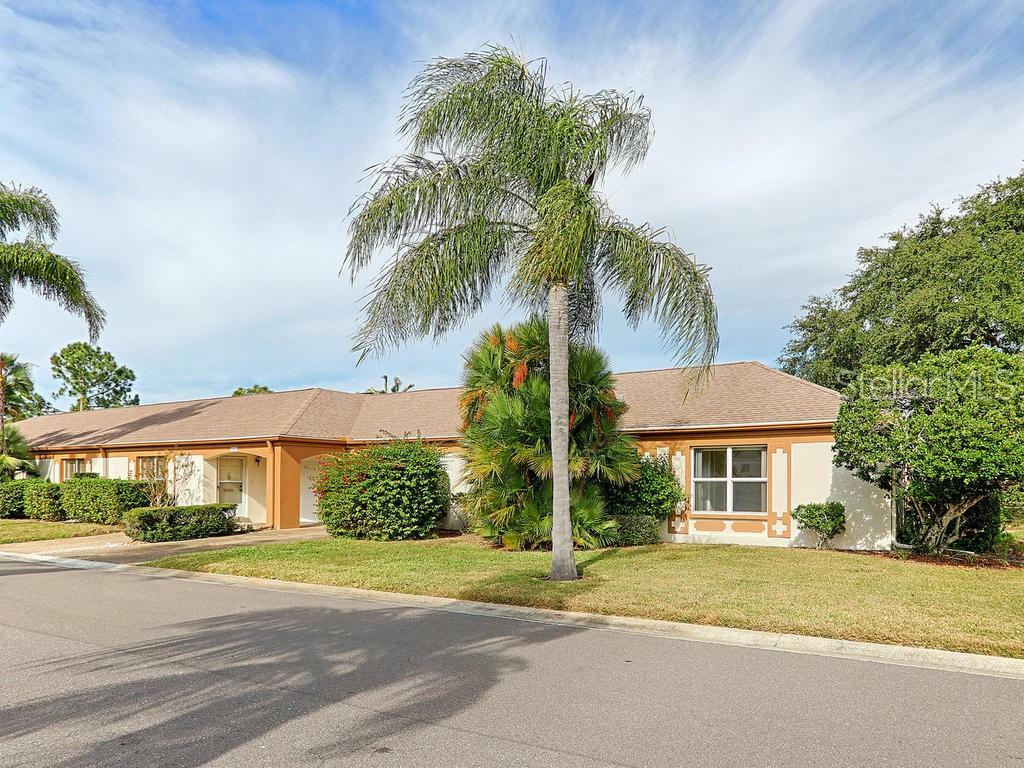 Property Photo:  8425 Brentwood Road  FL 33777 