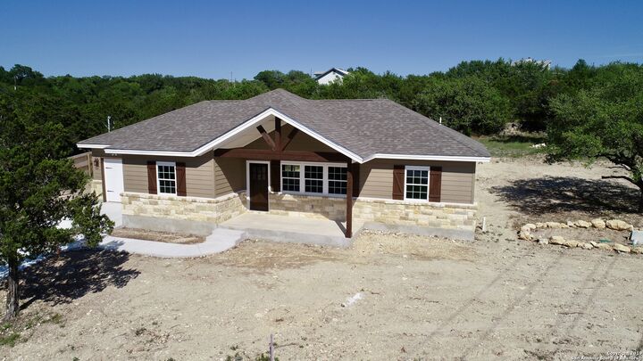 1012 Roadrunner Ln  Canyon Lake TX 78133 photo