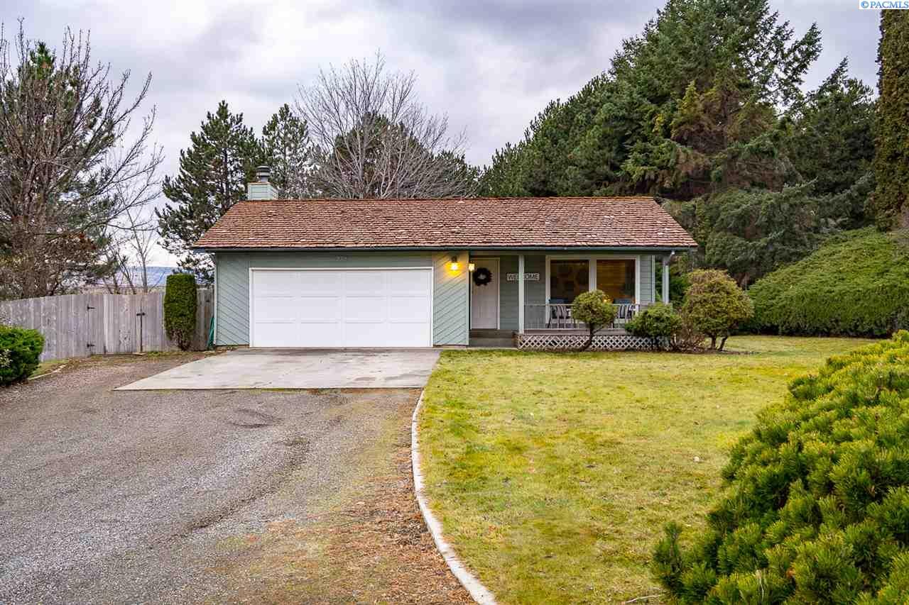 Property Photo:  273 Mata Rd.  WA 99338 