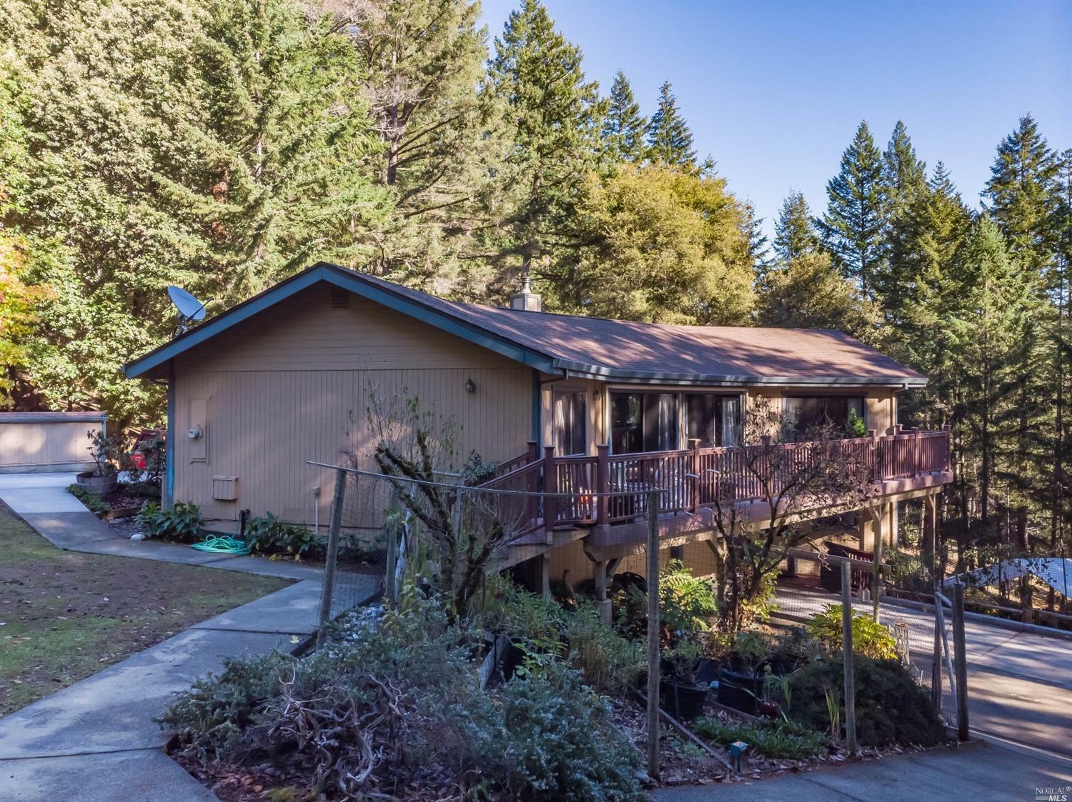 27431 Blue Lake Place  Willits CA 95490 photo