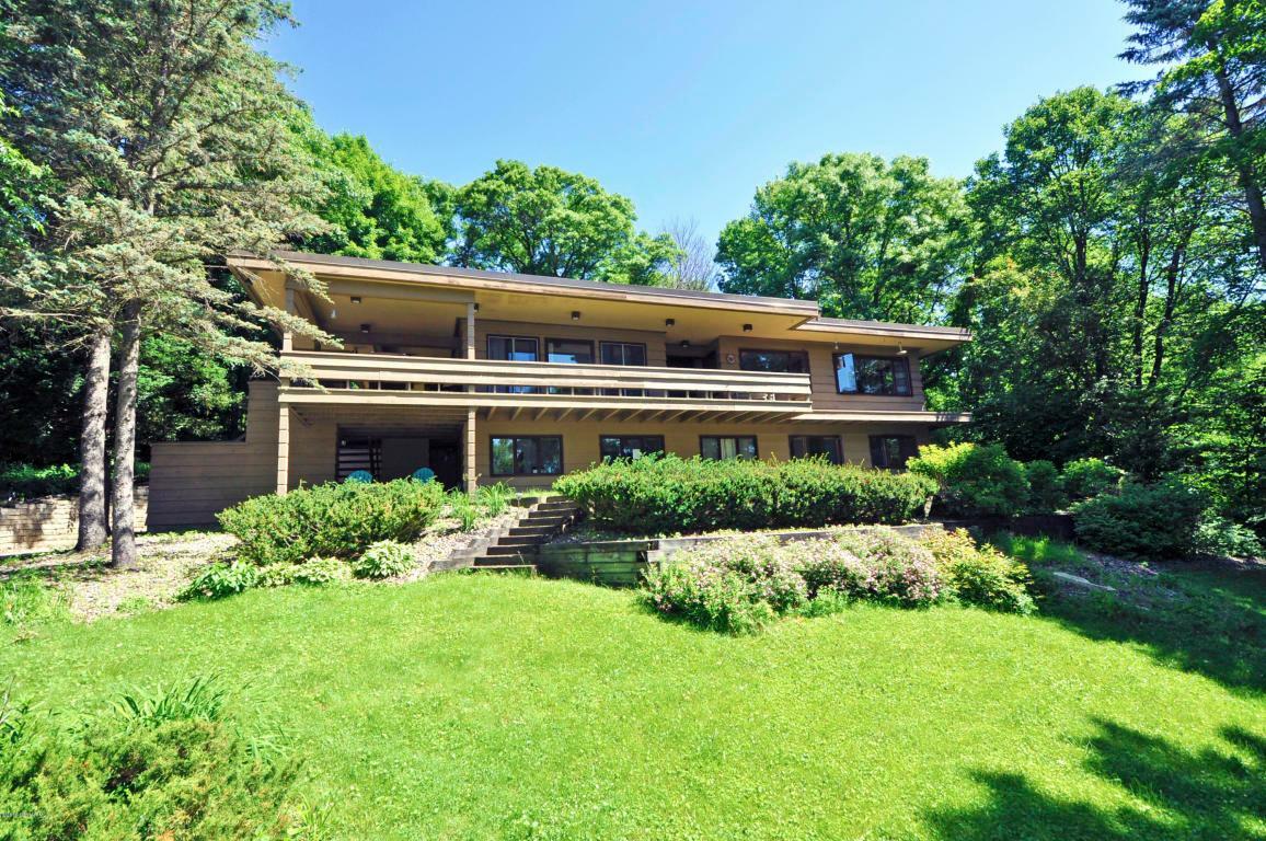 Property Photo: 809 Sierra Lane NE MN 55906