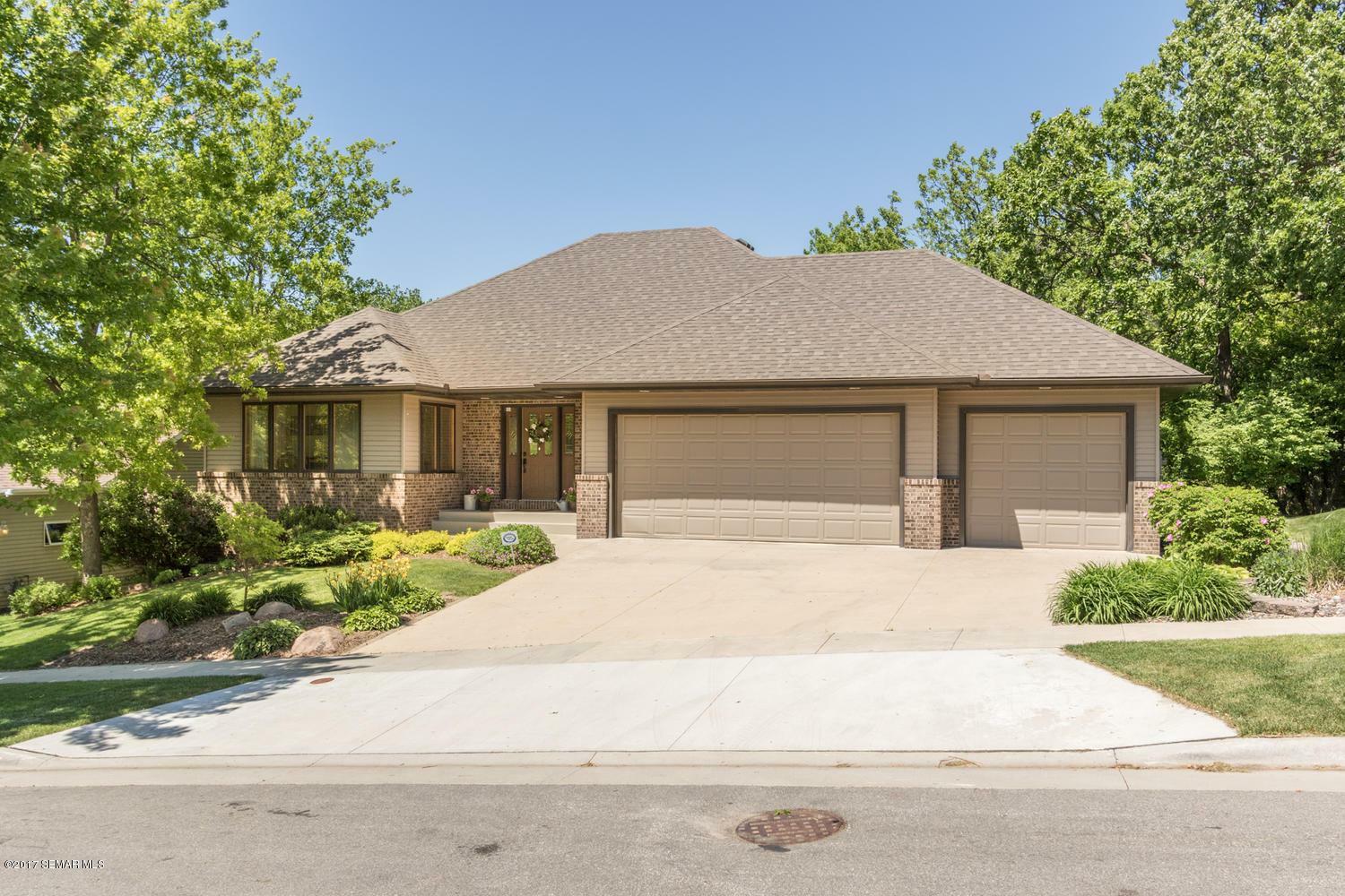Property Photo: 1419 Glendale Hills Drive NE MN 55906