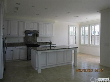 Property Photo:  21 Oakfield  CA 92620 