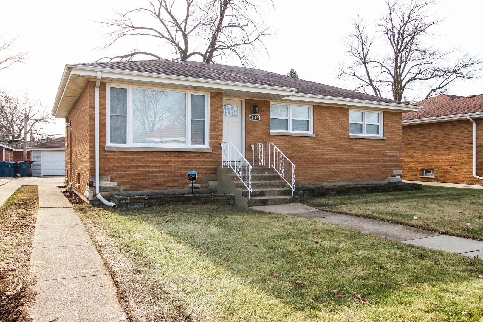 Property Photo:  839 East 163rd Street  IL 60473 