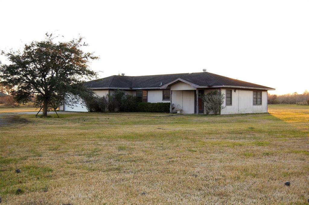 Property Photo:  2220 Hayes Road  TX 77665 