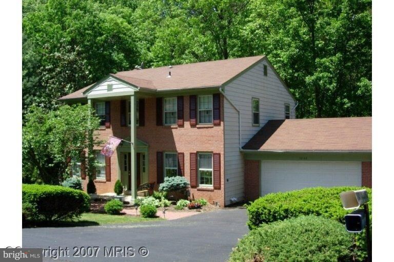 Property Photo: 12138 Westwood Hills Drive VA 20171