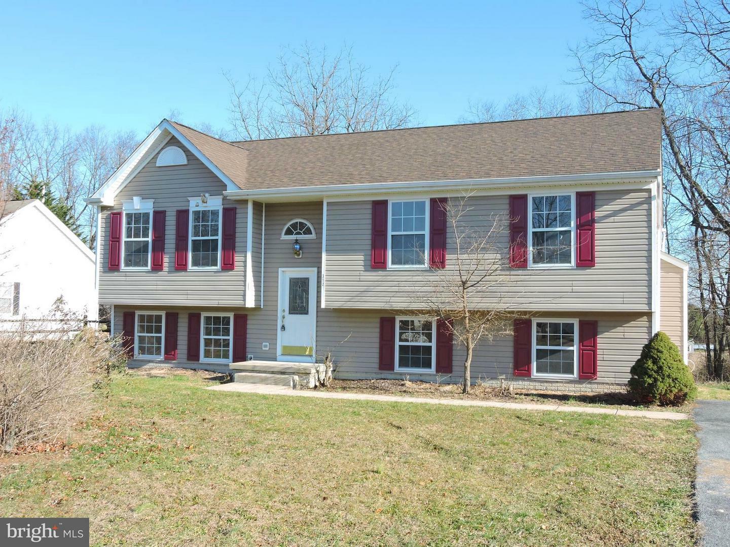 Property Photo:  312 Fenway Drive  WV 25414 