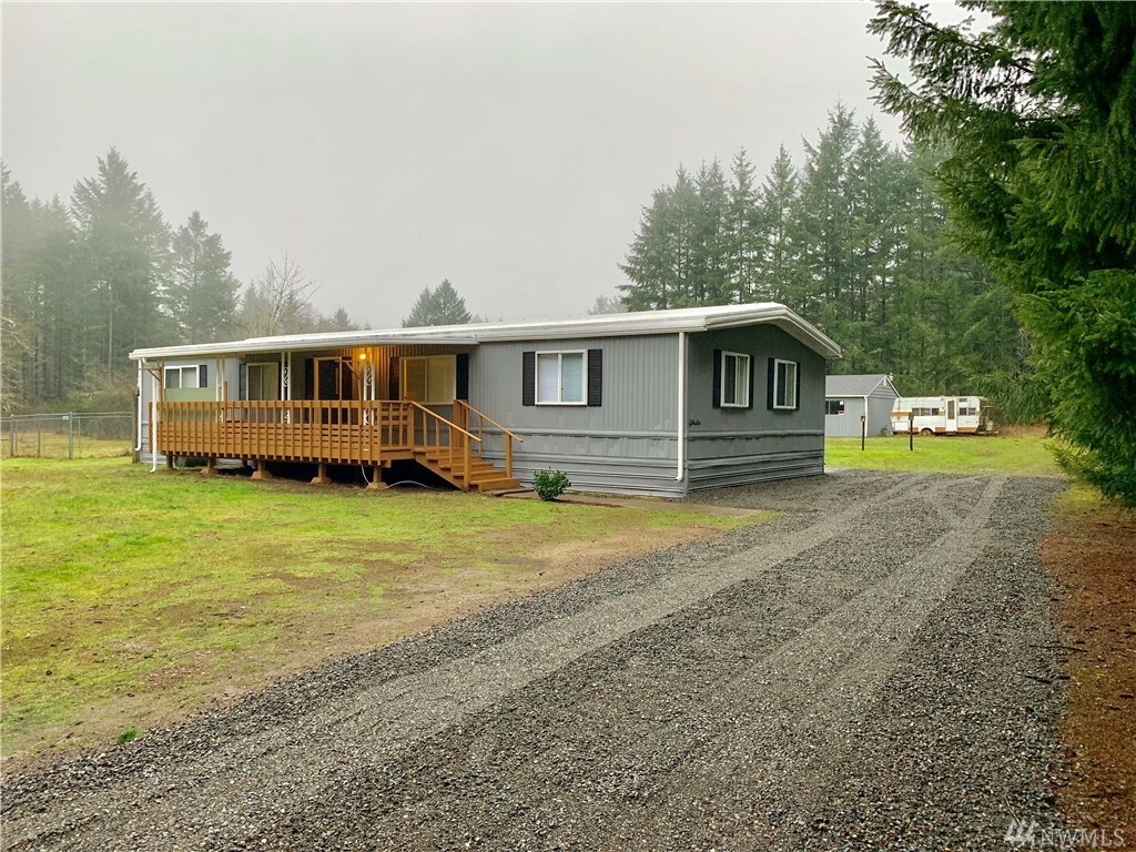 Property Photo: 12157 SE Triviere Trail WA 98367