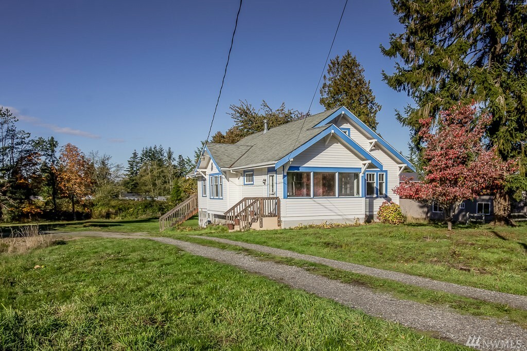 Property Photo: 2440 Thornton St WA 98248