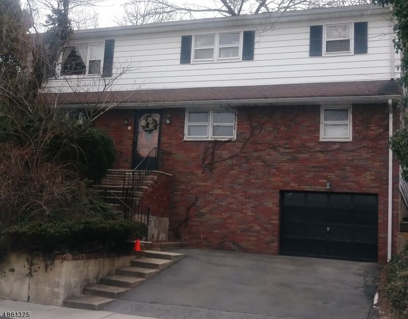 Property Photo:  8 Sibel Ct  NJ 07424