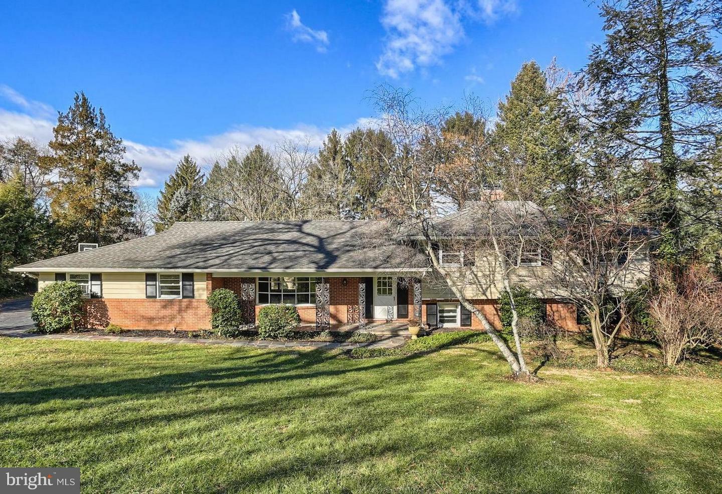 Property Photo:  1134 Wyndham Drive  PA 17403 