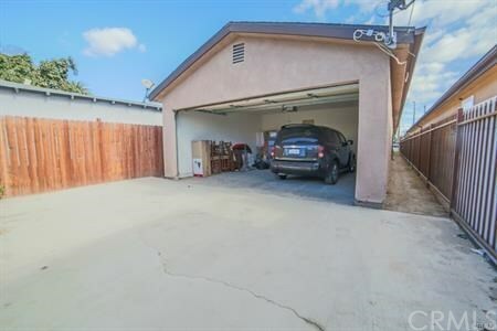 Property Photo:  10615 Anzac Avenue  CA 90002 