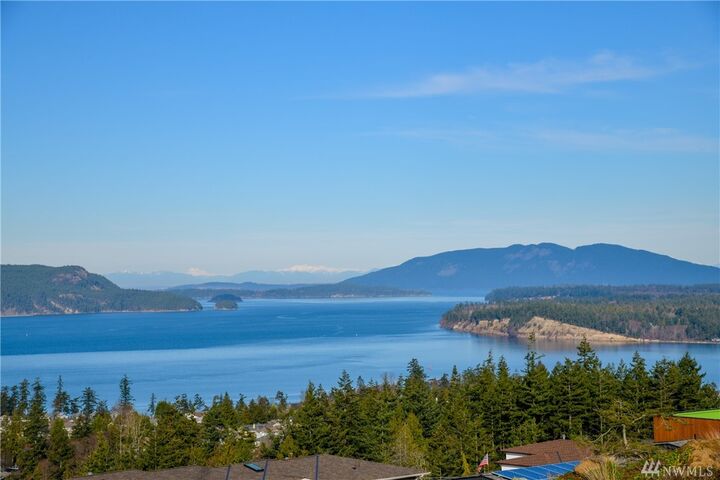 Property Photo: 3943 Rock Ridge Pkwy WA 98221