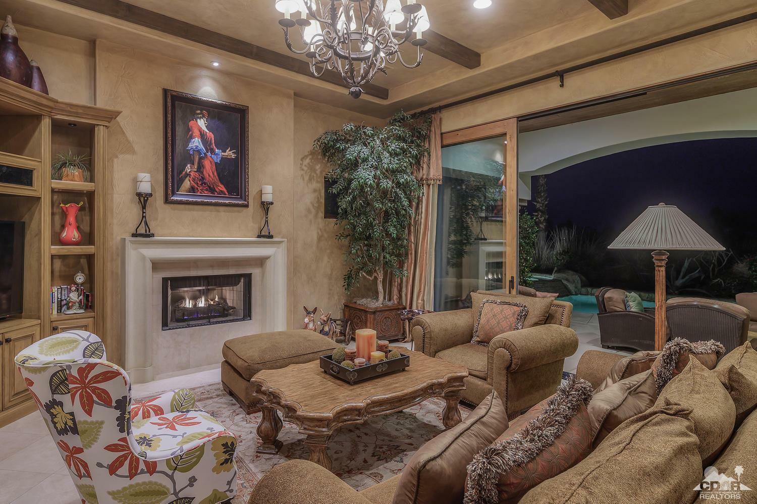 Property Photo: 80645 Via Savona CA 92253