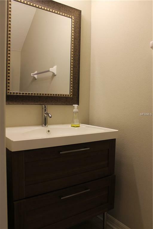 Property Photo: 7046 Towne Lake Road FL 33578