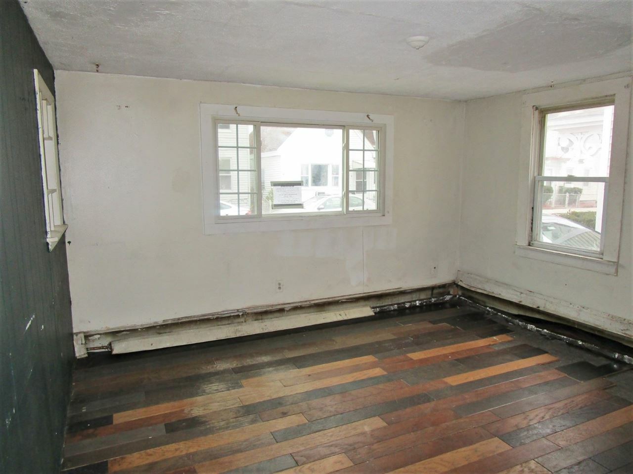 Property Photo:  41 Vine Street  NH 03060 