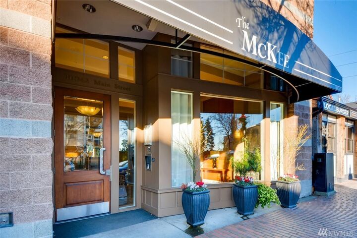 10042 Main St 206  Bellevue WA 98004 photo