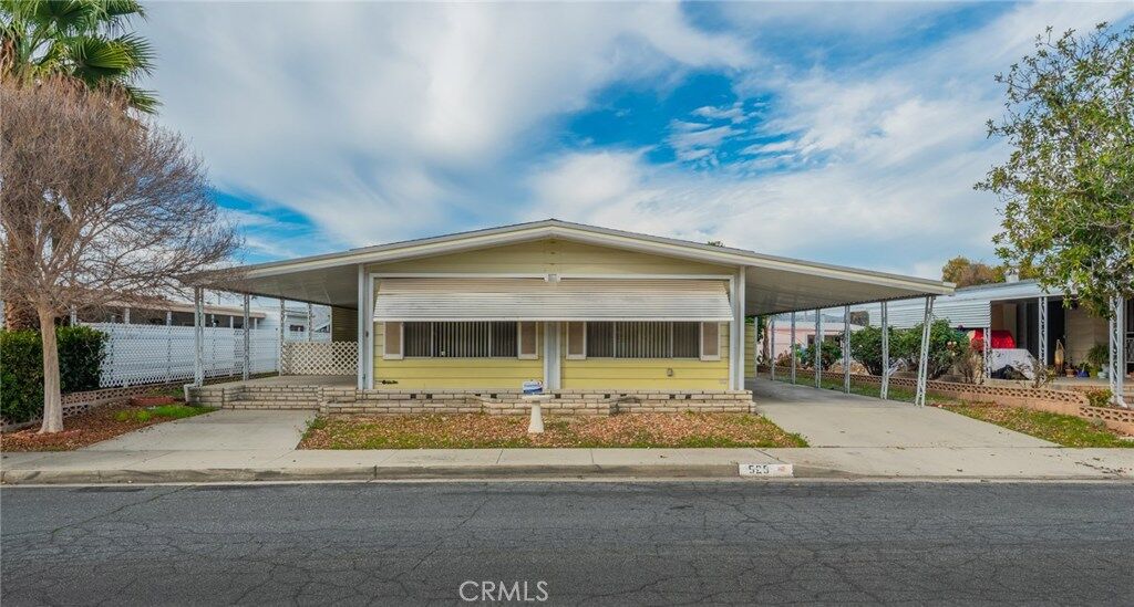 Property Photo: 525 De Soto Drive CA 92543
