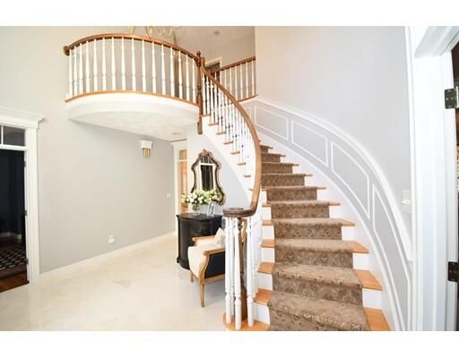 Property Photo: 3 Farnham Circle MA 01810