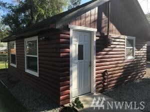 Property Photo:  319 S Central Ave  WA 98858 