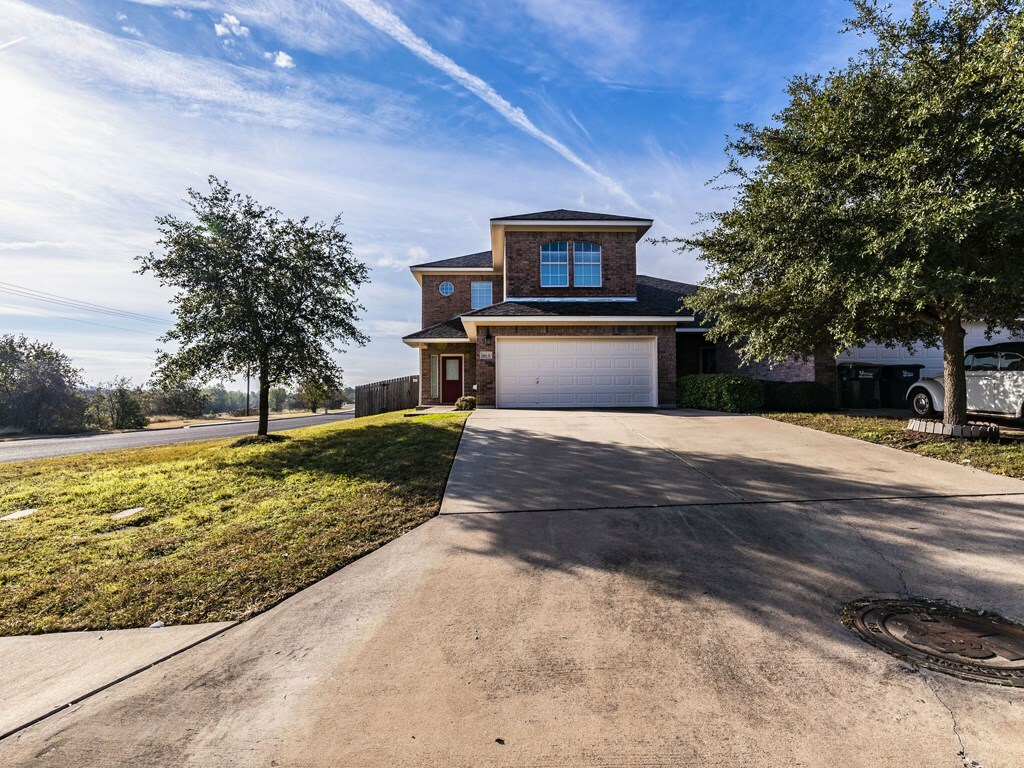 Property Photo:  1401 Bergin Court  TX 78626 