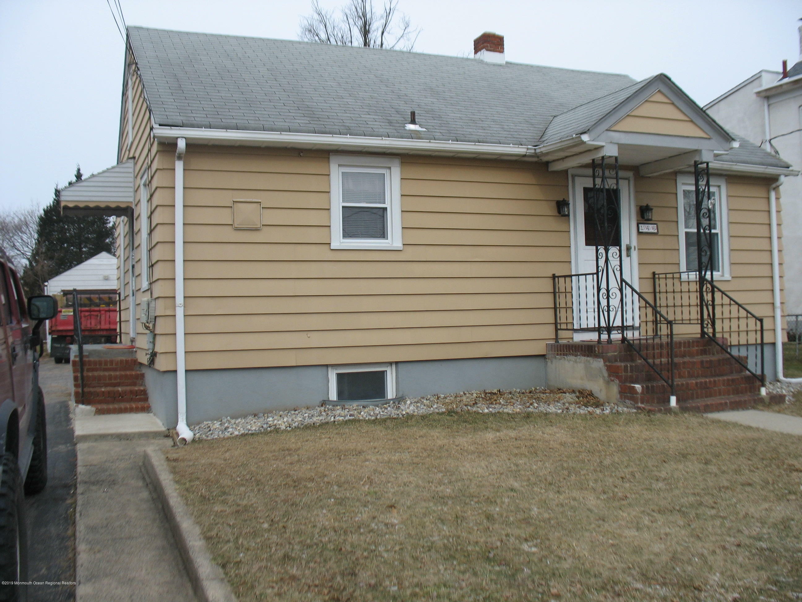 Property Photo:  146 Leonard Avenue  NJ 08610 