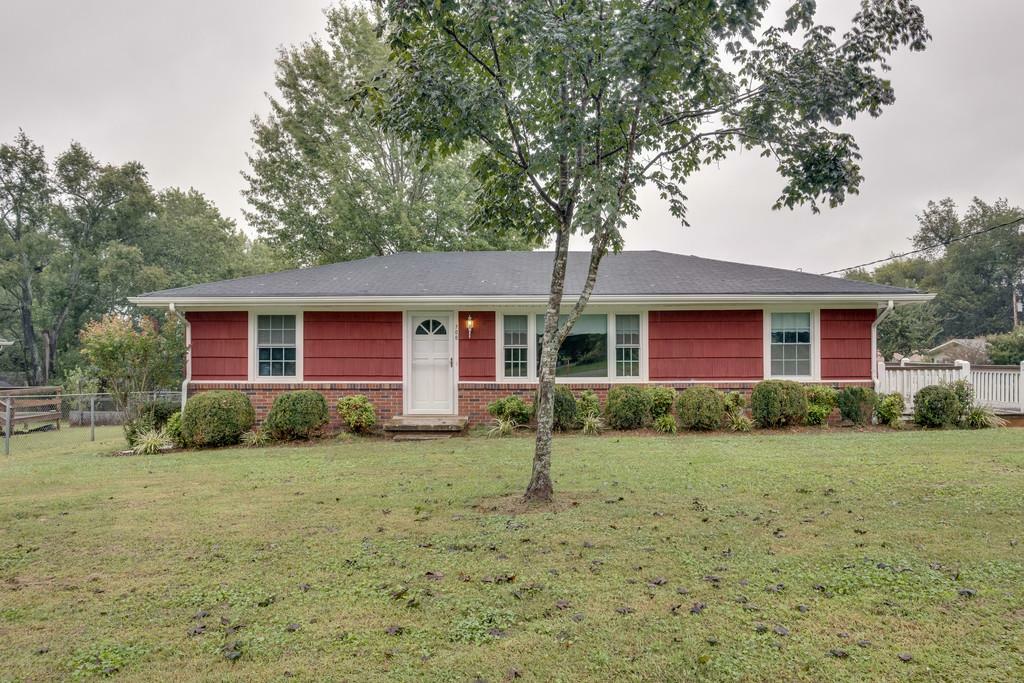Property Photo: 706 Morgan St TN 38478