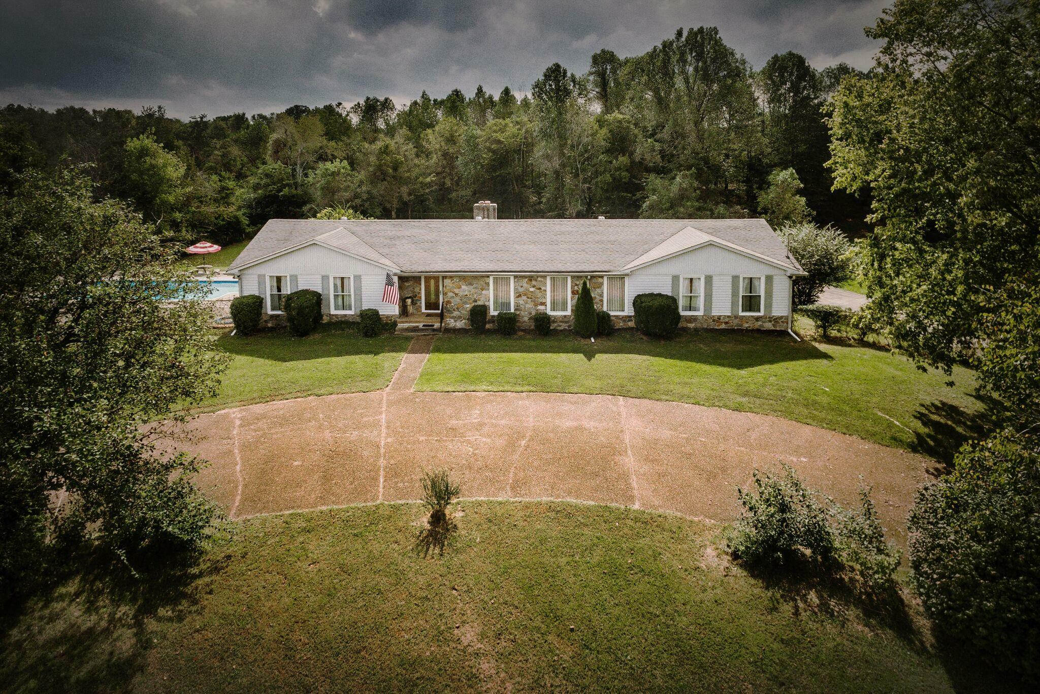 Property Photo: 8134 Lain Hollow Rd TN 37080