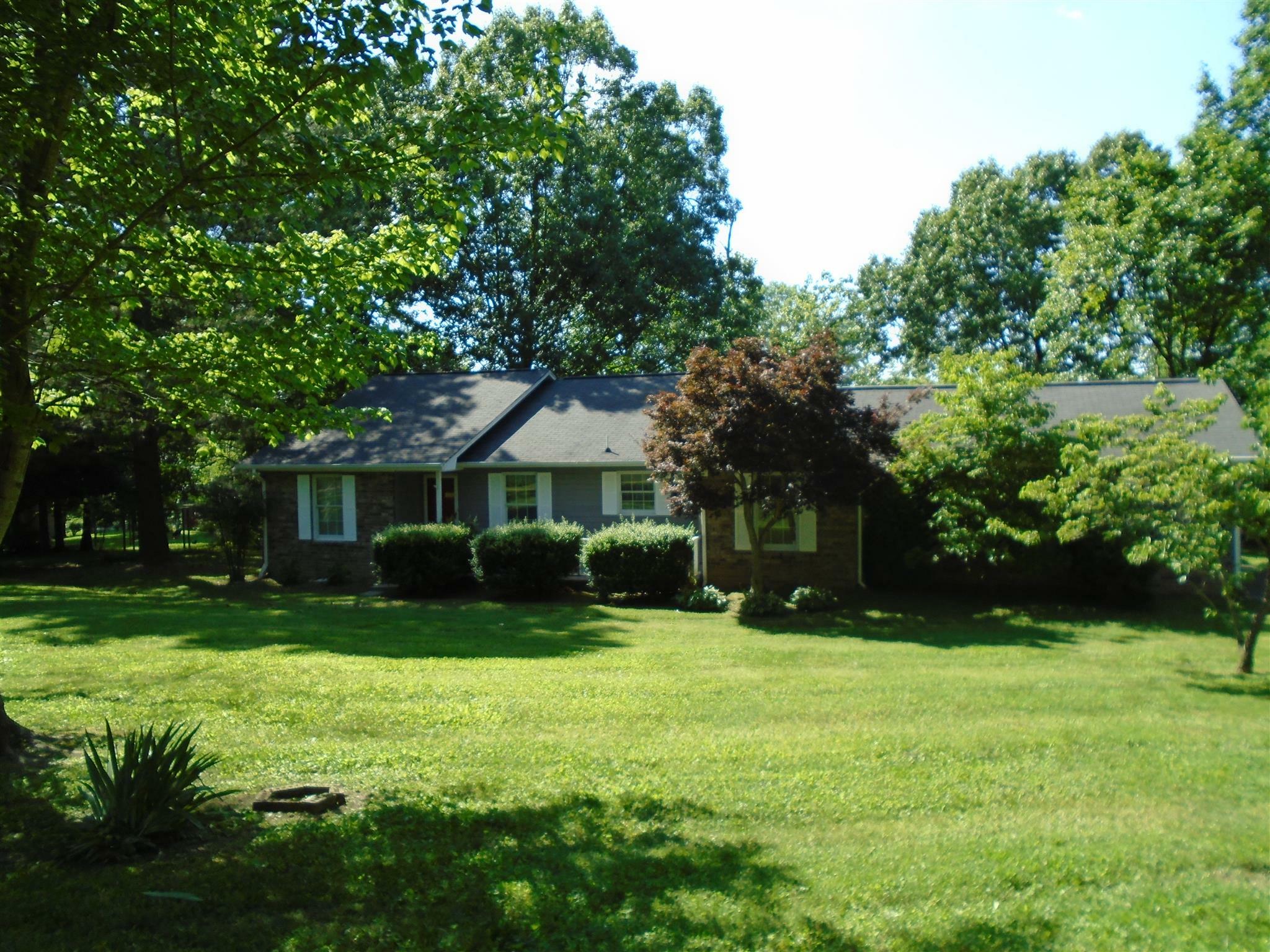 Property Photo:  112 Runnymead Dr  TN 37172 