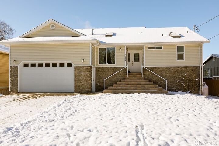 Property Photo:  1170 Lockwood Dr  WA 98239 