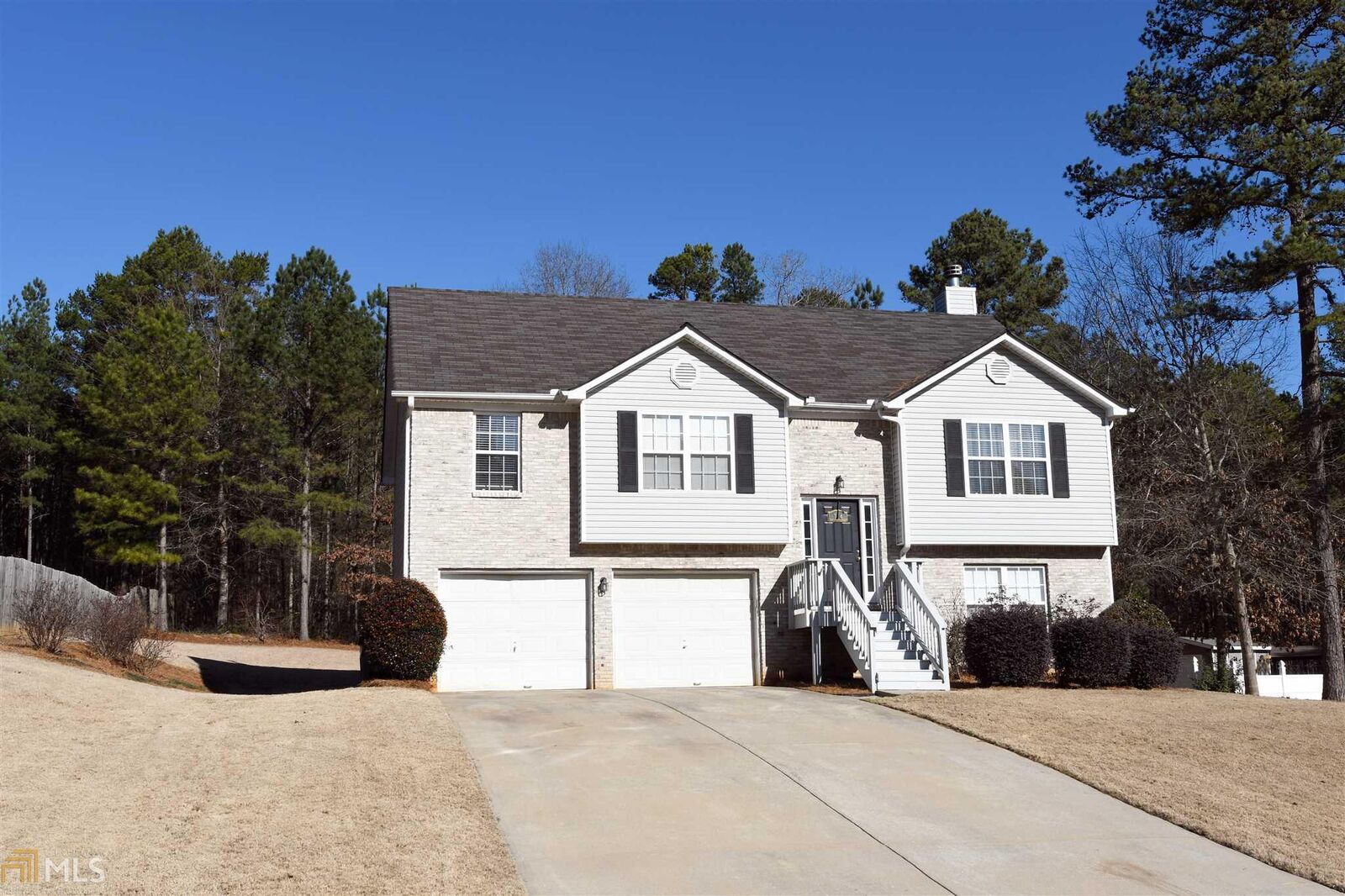 Property Photo: 714 McArthur Dr GA 30655