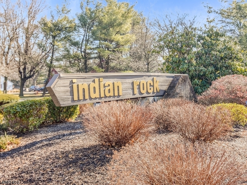 Property Photo: 35 W Pamrapo Ct NJ 07452