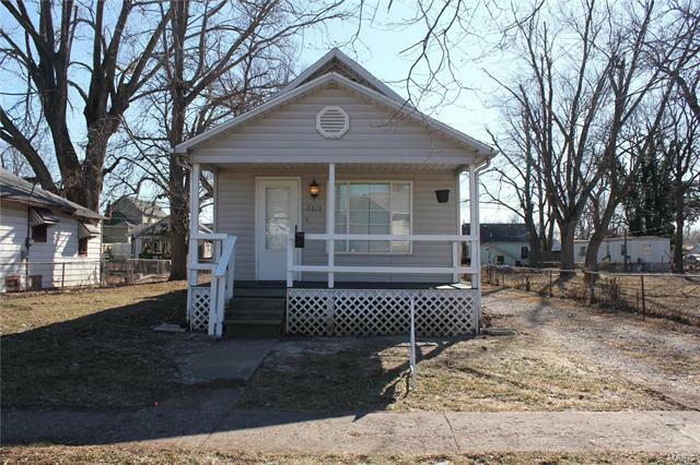 Property Photo: 2613 West 22nd Street 62040