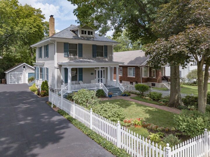 935 Congress Avenue  Glendale OH 45246 photo