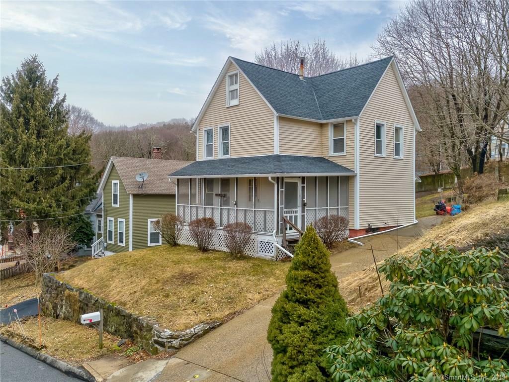 Property Photo:  6 Whitaker Avenue  CT 06360 