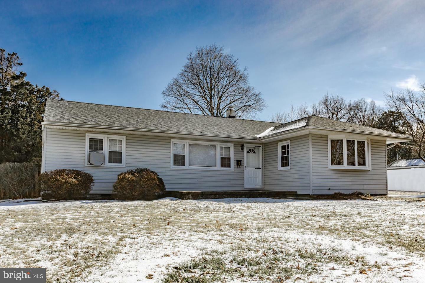 Property Photo:  54 Fairway Drive  PA 19067 