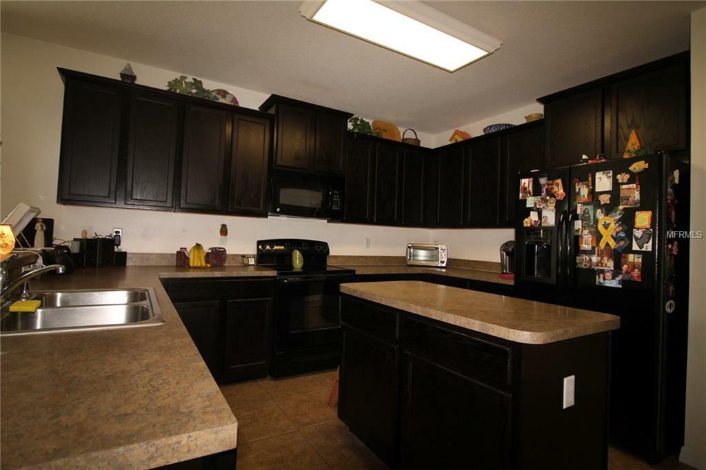 Property Photo: 1617 Tamarind Drive FL 33837