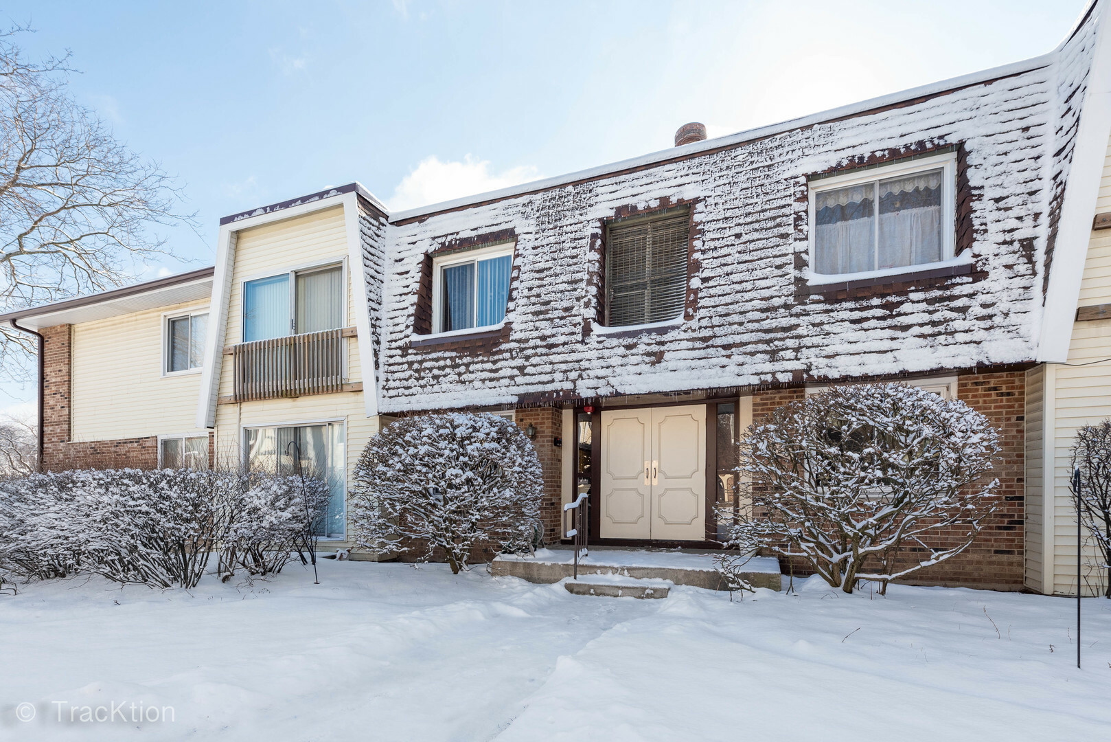 Property Photo:  3026 Roberts Drive 8  IL 60517 