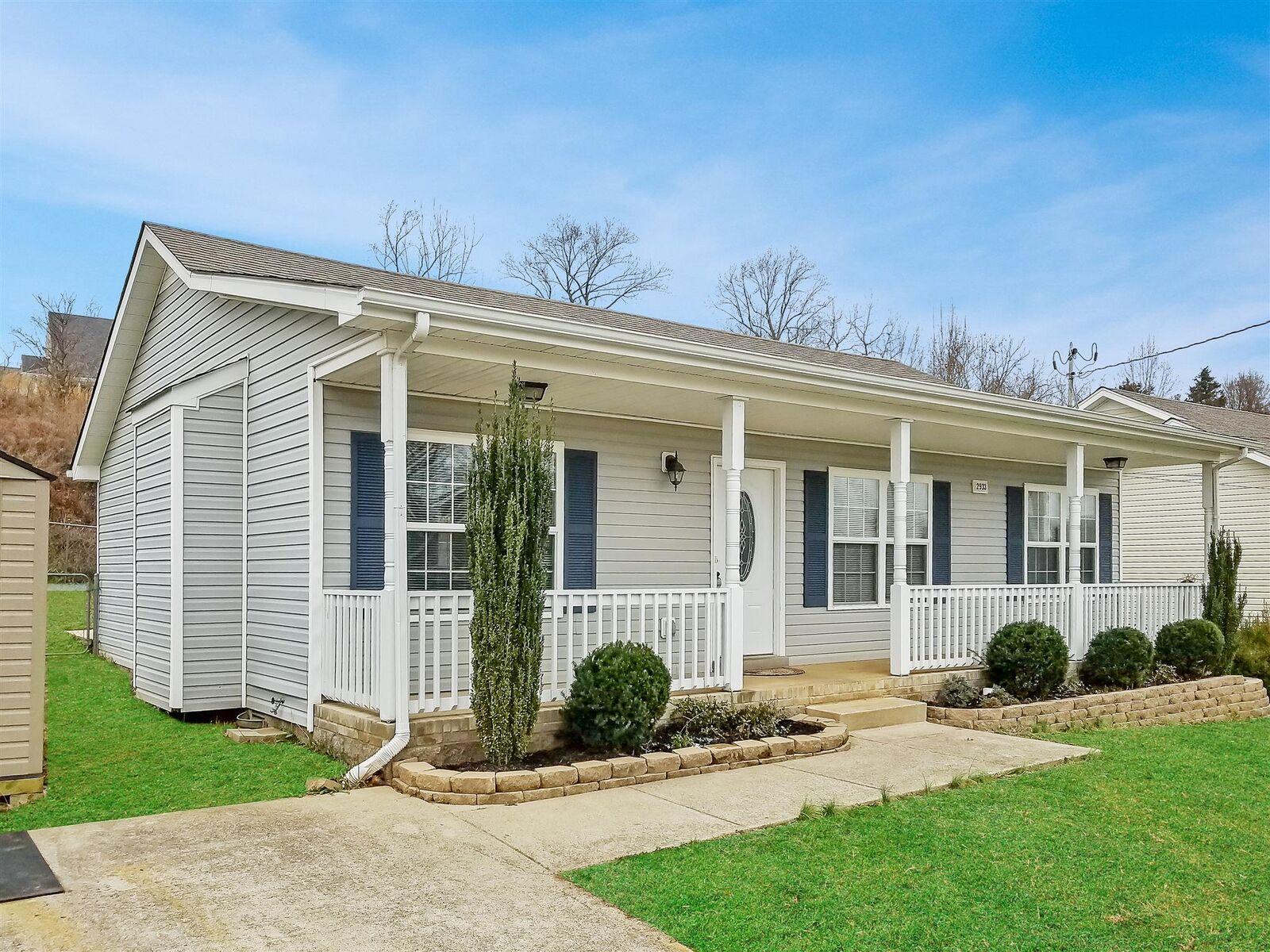 Property Photo: 2933 Core Dr TN 37040