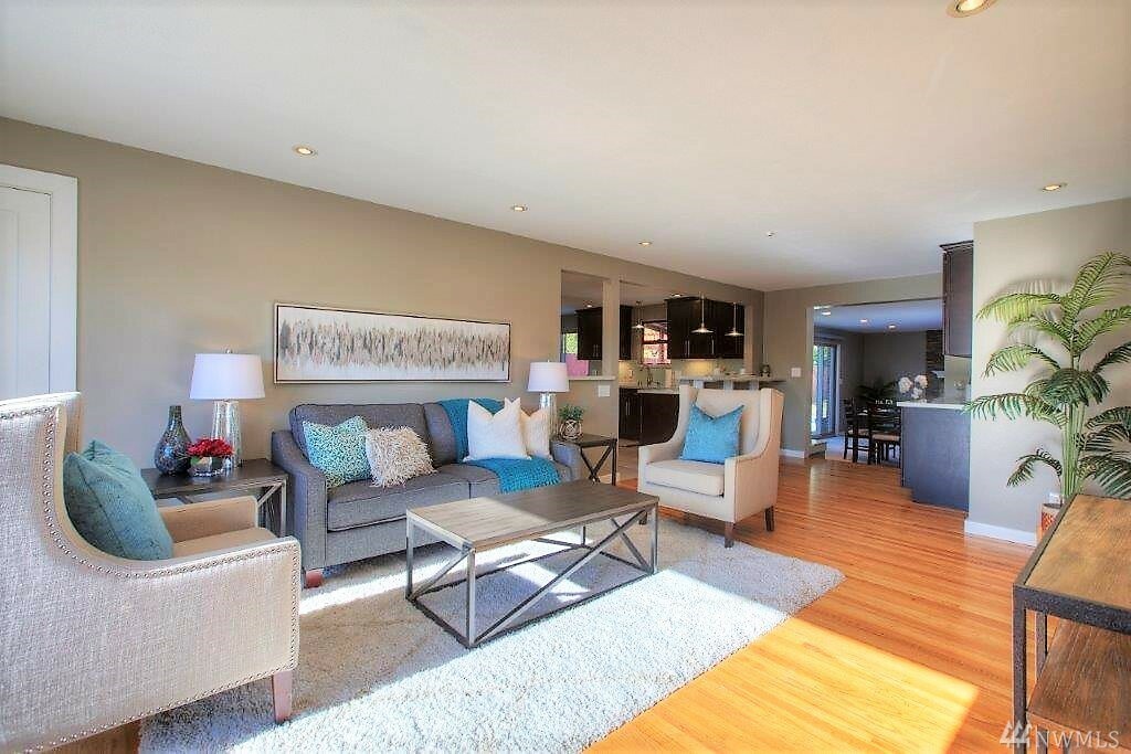 Property Photo: 3516 SW 108th St WA 98146