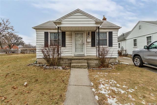 Property Photo:  3815 Ziegler Street  MI 48124 