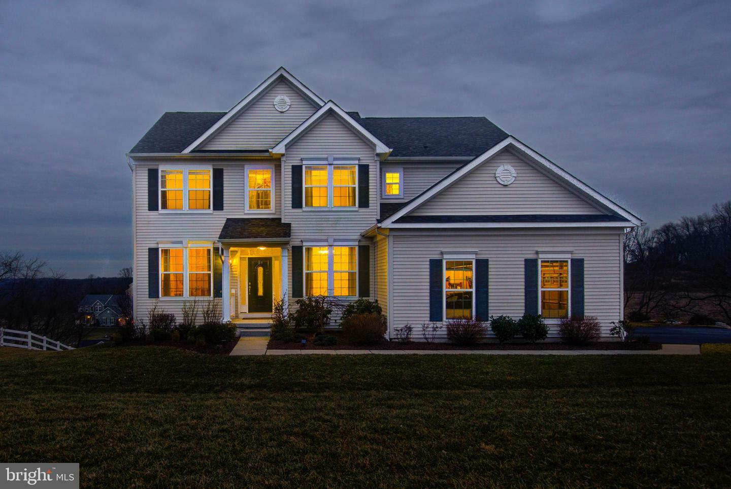Property Photo: 21 Lammey Way PA 19335