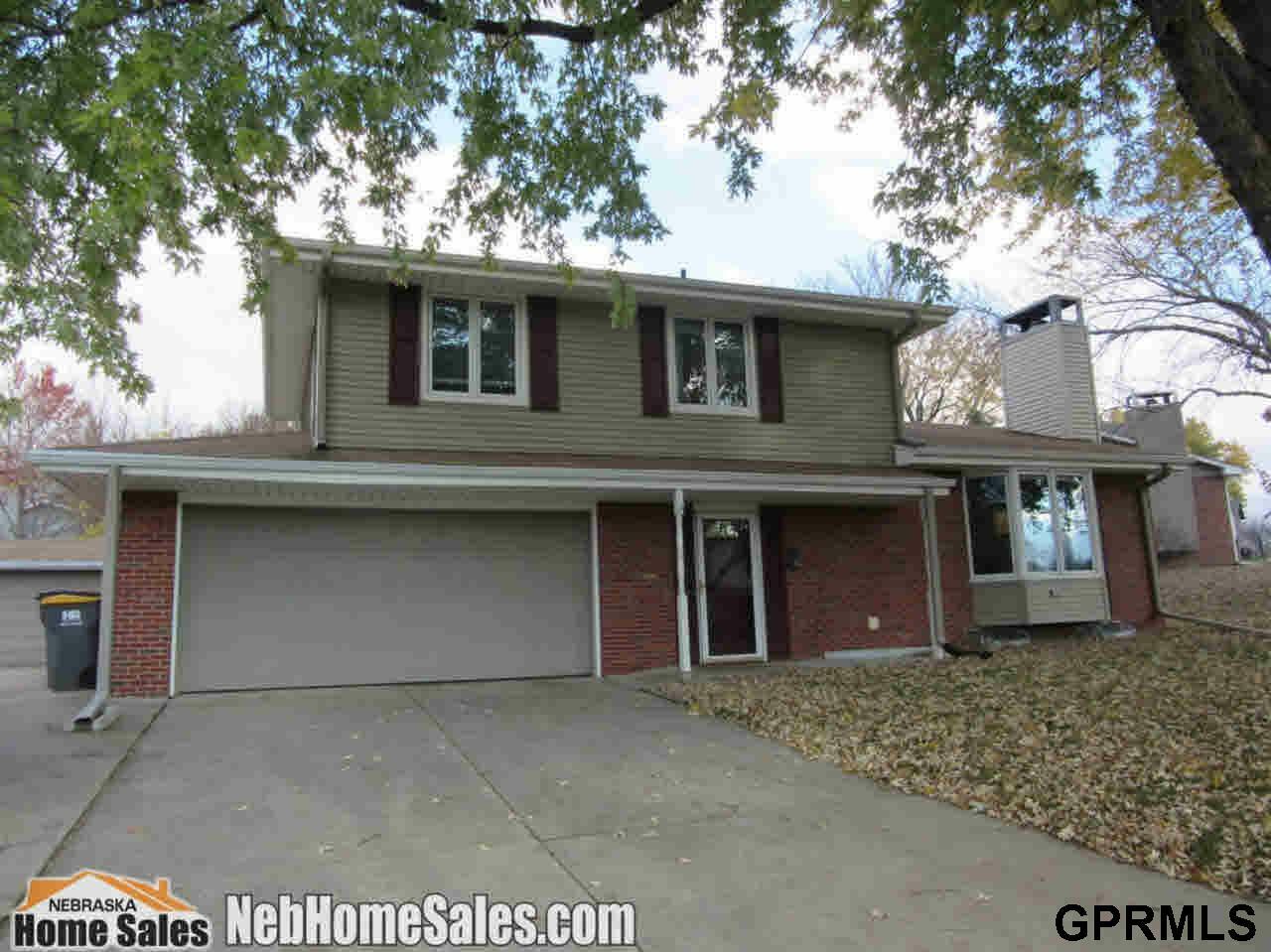 Property Photo:  5400 Quail Ridge  NE 68516 